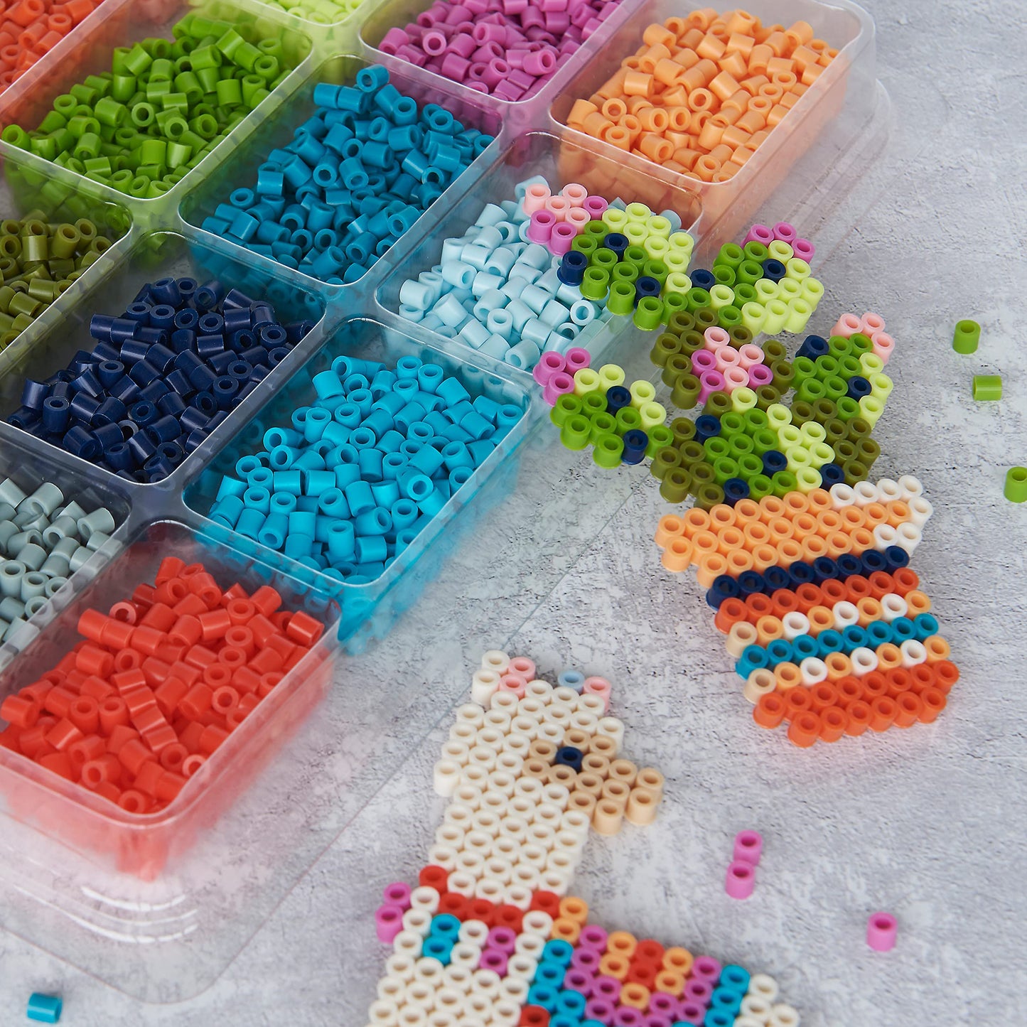 Perler Tropical Colors Fuse Bead Tray - 4000 Beads in 16 Colors with Organizer Compartments