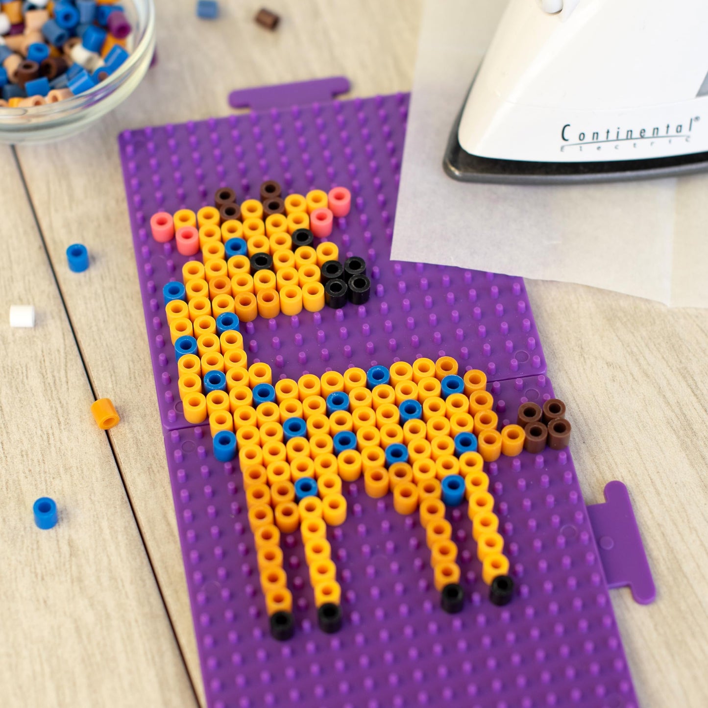 Perler 80-42993 Day at The Zoo Fused Bead Activity Bucket with Pegboards and Patterns, Multicolor, 8504 Pieces